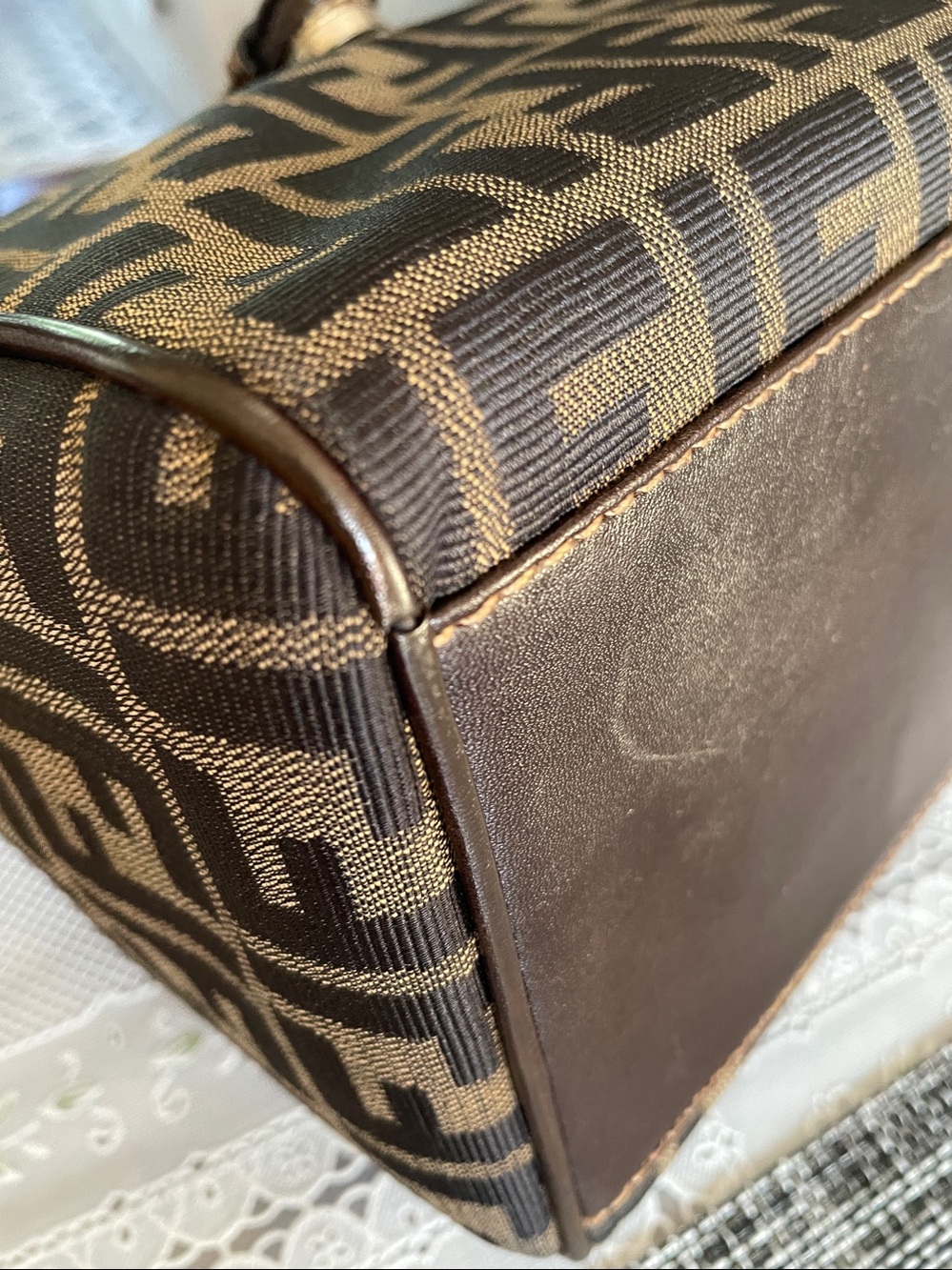 Authentic vintage FENDI BAG - Picture 6 of 12
